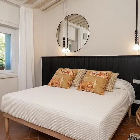 Scarlea Rooms-2